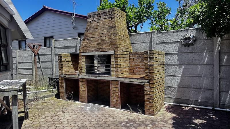 3 Bedroom Property for Sale in Tergniet Western Cape